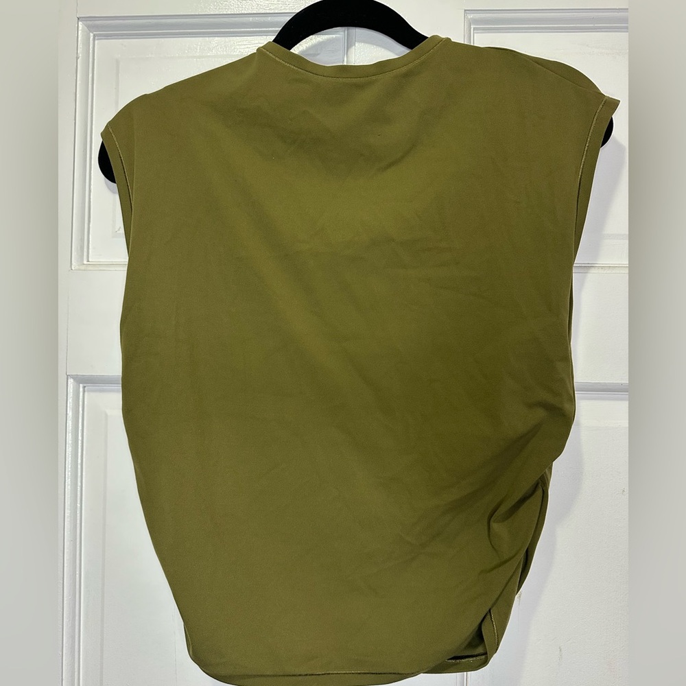 Athleta Olive Green Sleeveless Crop Top - Picture 3 of 5